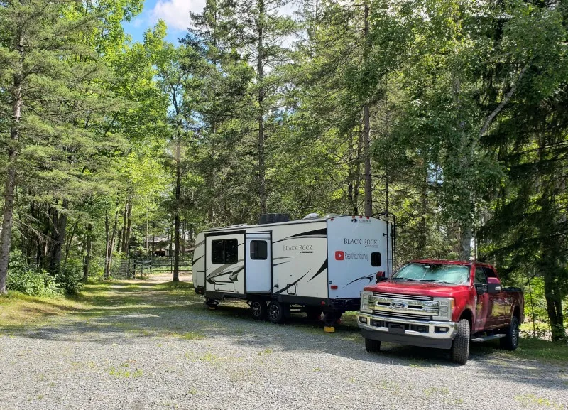 Living The Full-Time Camper Life In An RV (Ultimate Guide)